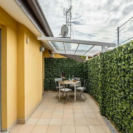 Readmyhostprofile! Luxury 4 Bedroom Penthouse Near Duomo *