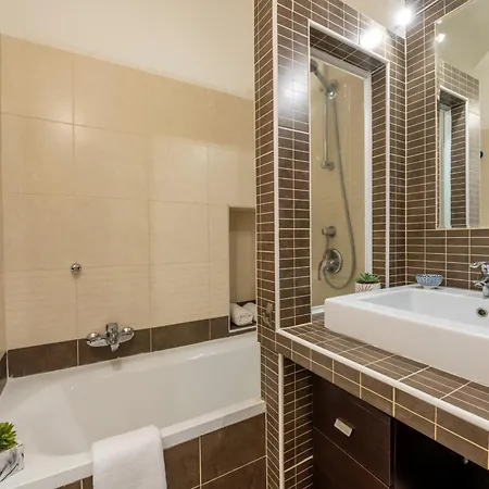 Navigli Suite- 7sundays Mediolan