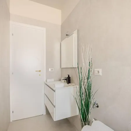 Bright And Modern 2 Double Bedrooms Bocconi アパート *