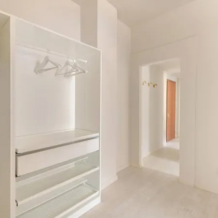 アパート Bright And Modern 2 Double Bedrooms Bocconi ミラノ
