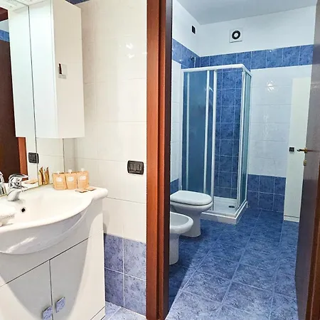 Apartman Skyline Milano-terrazza E Box Auto Esclusivo *