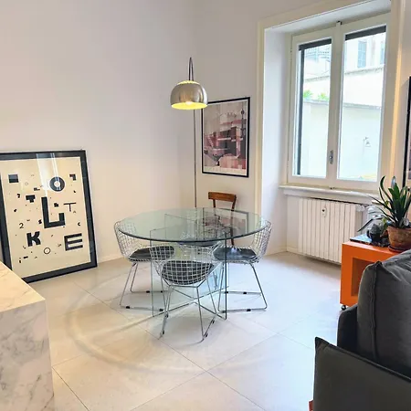 Design With Garden Close To Station Daire