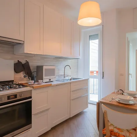 Apartamento Homelovers Simple Quite Flat Sarpi Sempione Mm5 Gerusalemme Milão