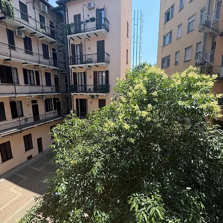 Luxury & Comfort In The Heart Of The Daire Milano