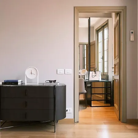 Comecasa Monte Napoleone Exclusive