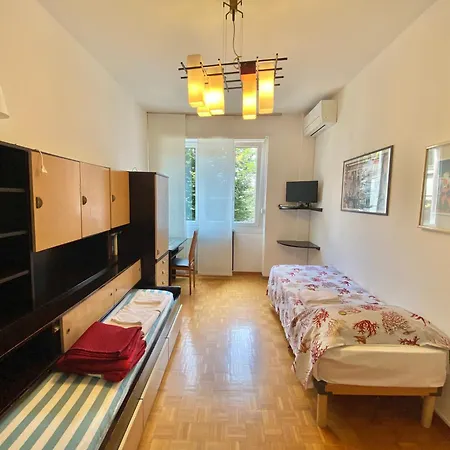 Appartement Beada Home, A Pochi Passi Dal Centro Storico Di E Da Navigli, Con Fermata Metropolitana A Pochi Passi! *