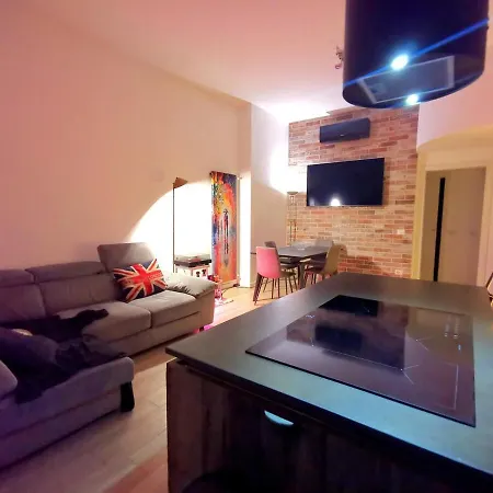 30 Meters From The Lambrate M2 Citta Studi Metro Station Apartment Milan