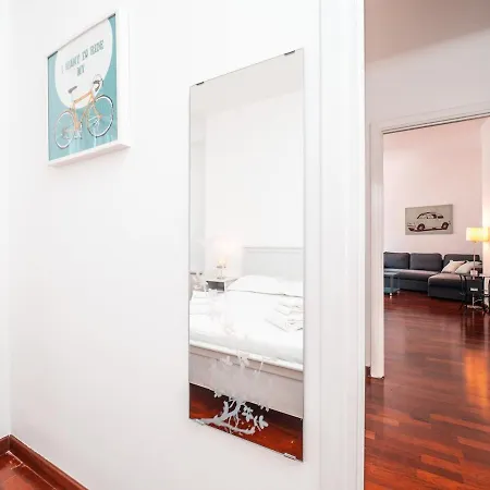 Keys Of Italy - Chiusa 8 - Roomy Daire *