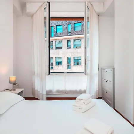 Keys Of Italy - Chiusa 8 - Roomy * Milano