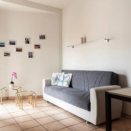 Apartamento Youhosty - Meloria 10 *