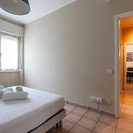 Apartamento Youhosty - Meloria 10 *