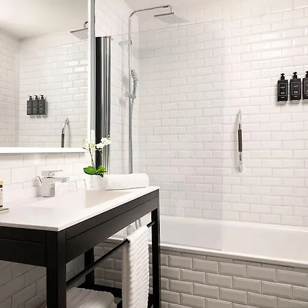 Duo Porta Nuova, A Tribute Portfolio