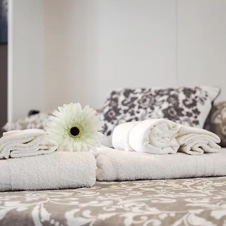 Rho Fiera-san Siro - Modern With Wifi-ac & Netflix