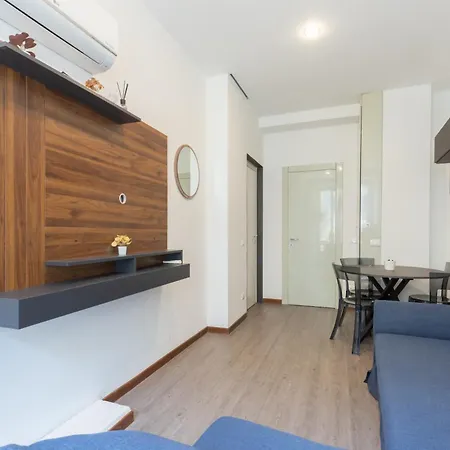 Lejlighed Corso Venezia With Double Bathroom And Balcony