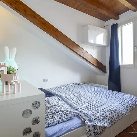 Terraggio Mansard By Interhome Daire Milano