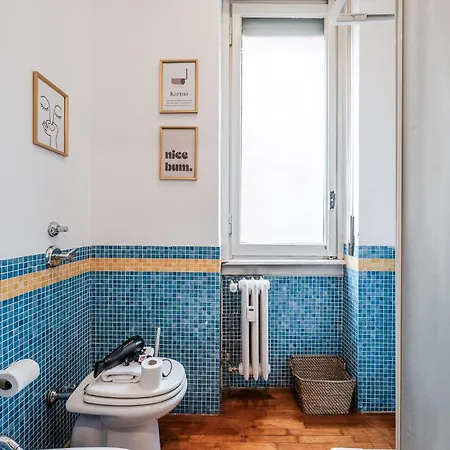 The Boutique - Repubblica - Porta Nuova - Station Milánó