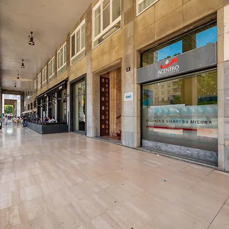 The Boutique - Repubblica - Porta Nuova - Station *