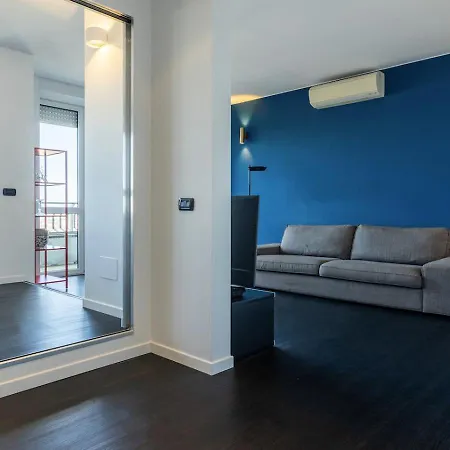 Amazing Skyline Apartment, Brera דירה