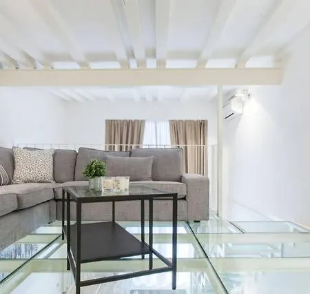 Stunning 2 Bedroom Daire