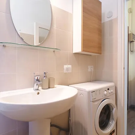 Primopiano - Cambiasi * מילאנו