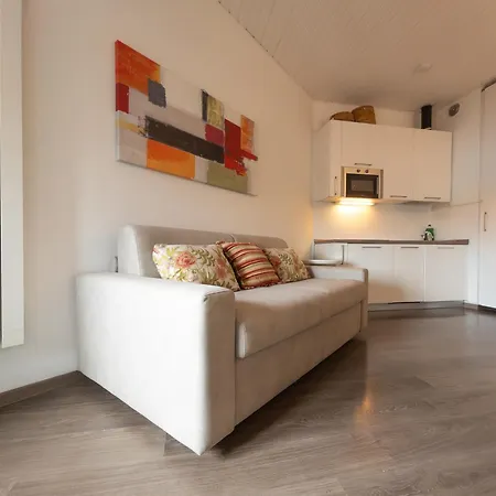 Διαμέρισμα Cozy In Porta Genova - Via Vigevano