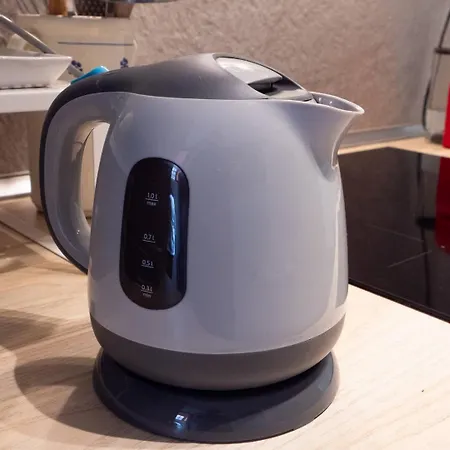 Vicino Metro M3 Brenta * Milan