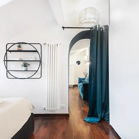 Easylife - - Castaldi 33 - Porta Venezia * Milánó