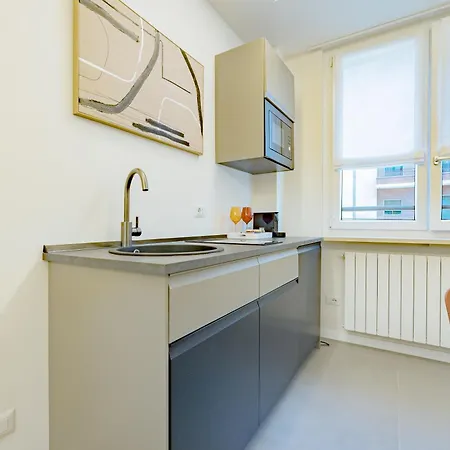 Guesthost - Cosy Milano- Buenos Aires & Loreto Appartement