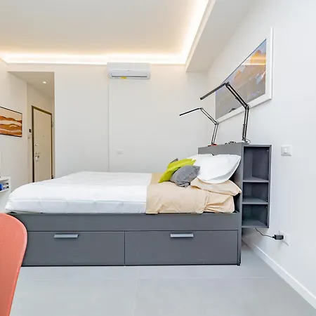 Guesthost - Cosy Milano- Buenos Aires & Loreto Appartement