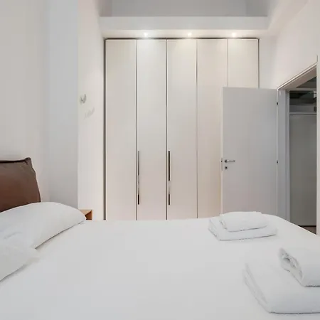 Appartamento Guesthost - Sempione & Monumentale *