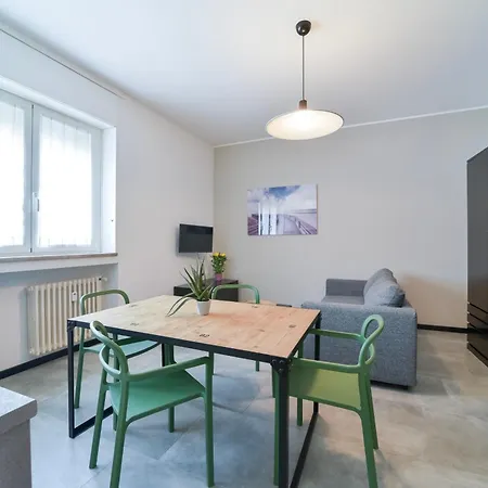 Foresteria Monti * מילאנו