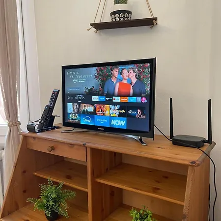 Parco Sui Navigli -appartamento Con Parking Privato Appartamento *