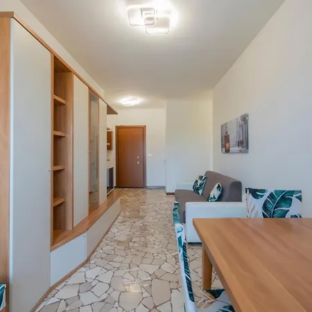 Apartman I-host - Marochetti 10