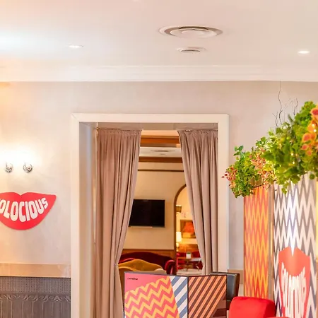 Leonardo Center Hotel