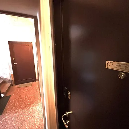 Italianstayrentals Solferino 37 מילאנו