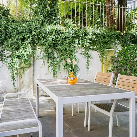 Relstay - Amendola 4*