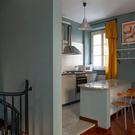 아파트 Splendid One Bedroom 2 Level Duomo - Mirable Pm 밀라노