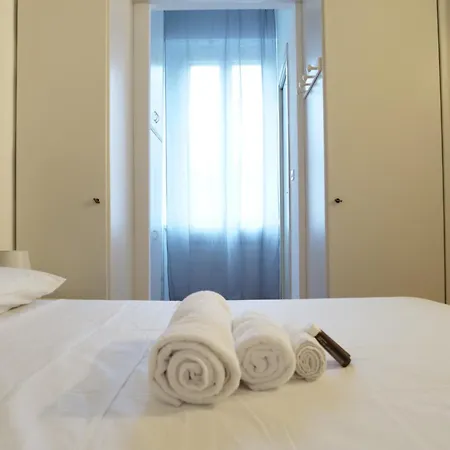 Urban Perspective - 250 Meters From The Metro Διαμέρισμα