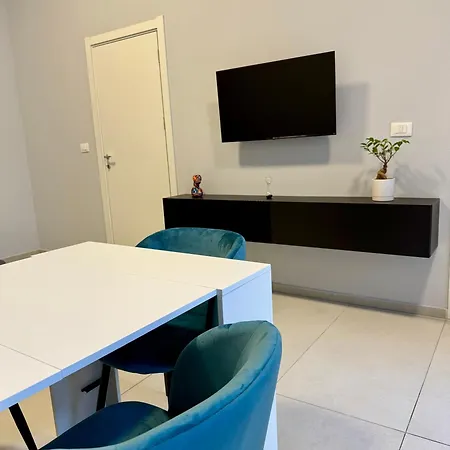 Apartment Lr Deluxe - Sismondi 44