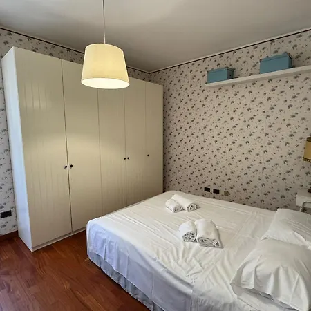 The Perfect Corner - Private House With Garden In San Siro 펜션 *