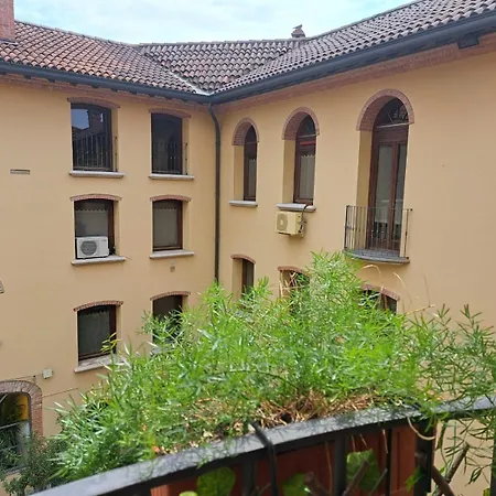 Monolocale Deluxe Aurora