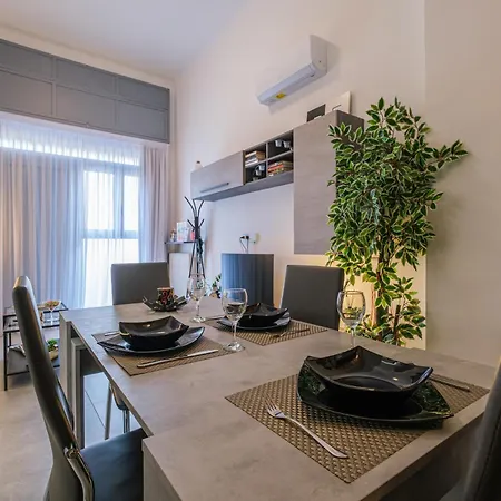 Modern Loft - 2 Min Metro M1, 15 Min Duomo 아파트