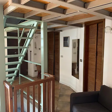 公寓 Loft Industriale In Zona Darsena *