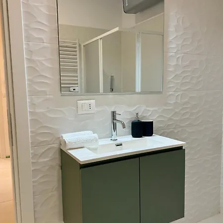 Apartment Lr Deluxe - Sismondi 44 Milan