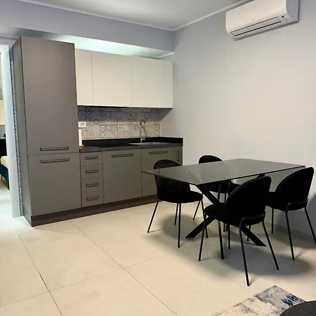 Apartment Lr Deluxe - Sismondi 44