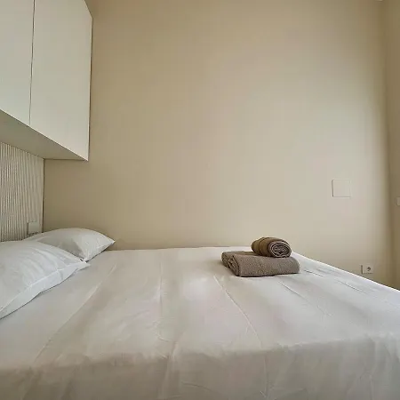 - Corso Garibaldi - *