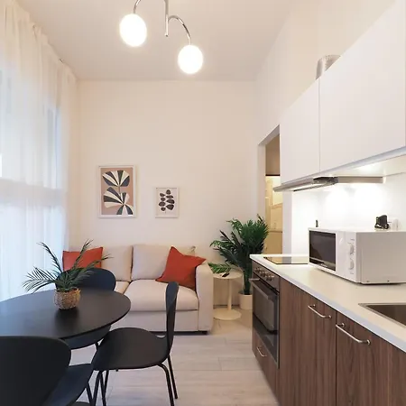 Primo Piano - Rosellini מילאנו