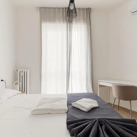 Lägenhet Guesthost - Bright M1 Pasteur Milano