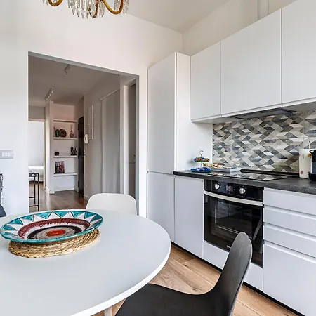 Apartamento Luminoso Bilocale In Porta Garibaldi *