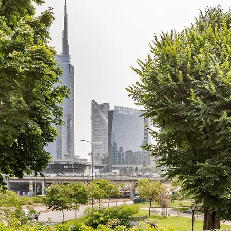 3 Min Da Stazione Garibaldi E Corso Terrazzo Apartamento